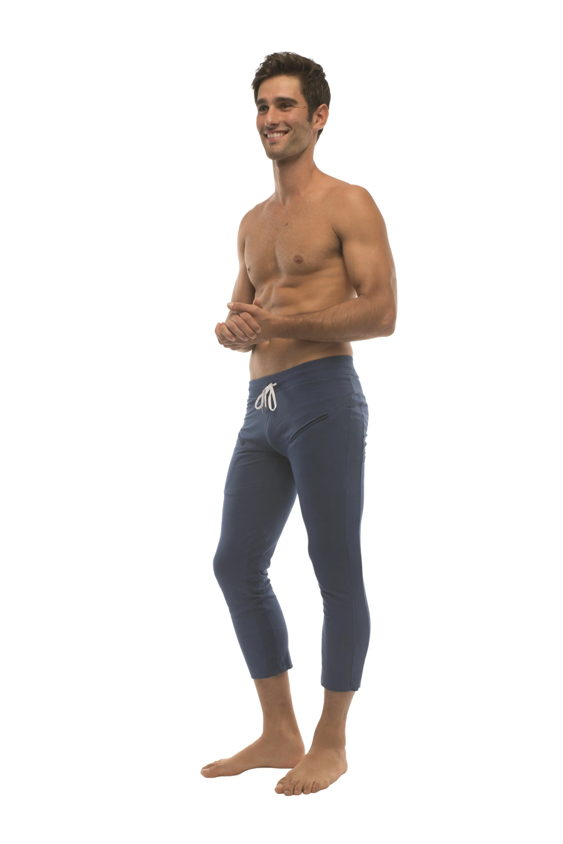4/5 Zipper Pocket Capri Yoga Pants (Solid Royal Blue)