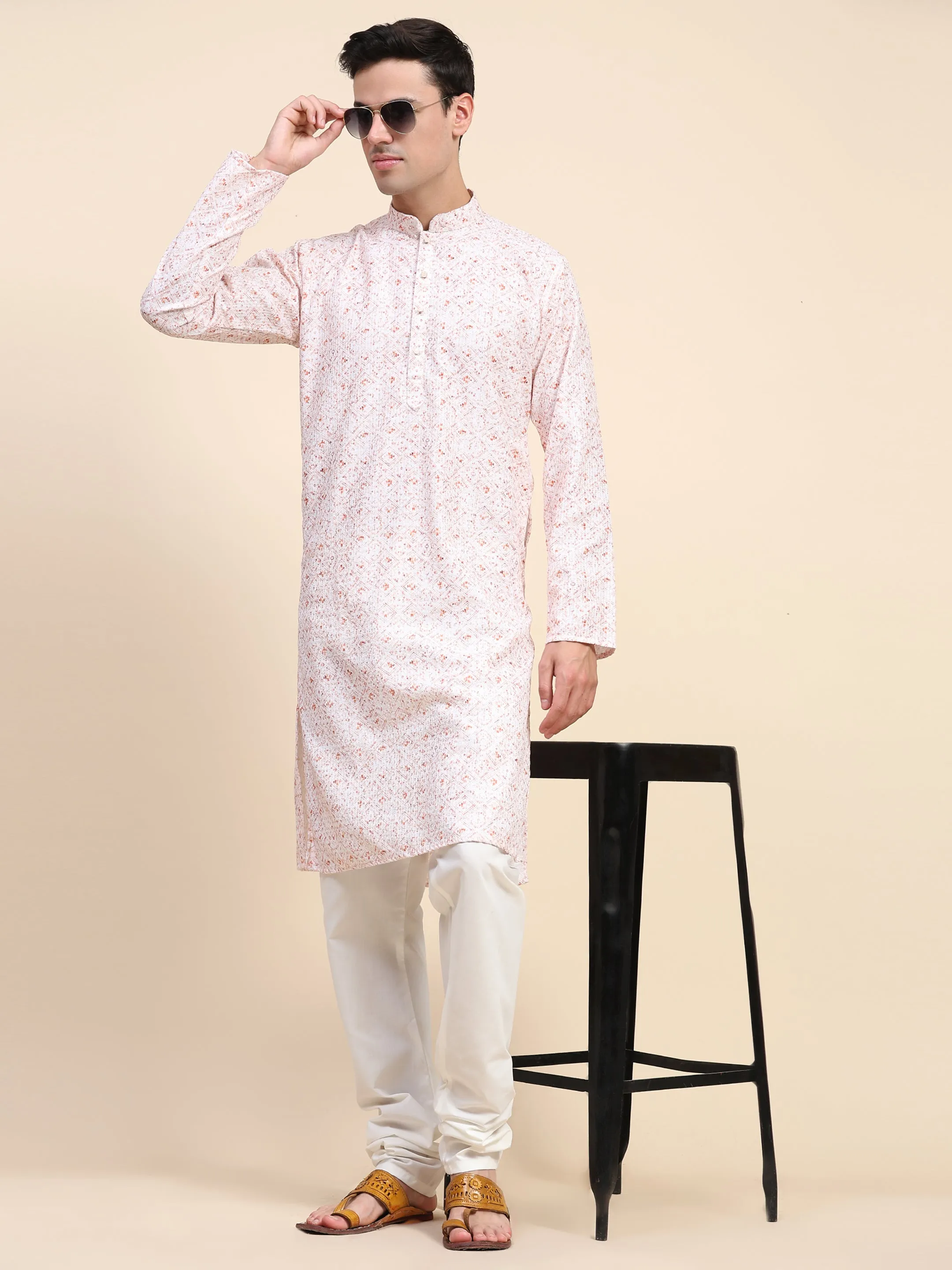Men’s Floral Embroidered Sequined Kurta Pajama Ethnic Motifs 2-Piece Set