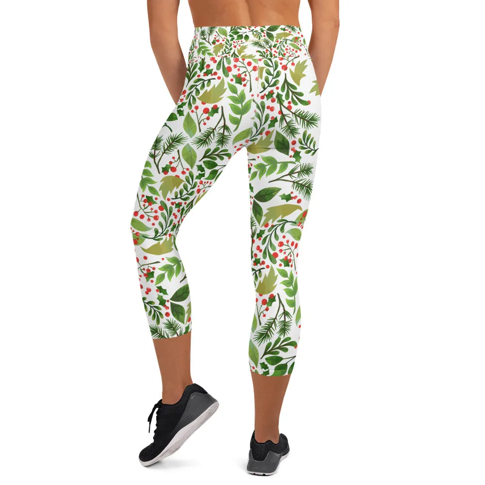 Xmas Floral Christmas Capris Tights, Green Red White Premium Women's Yoga Capri Leggings- Made in USA