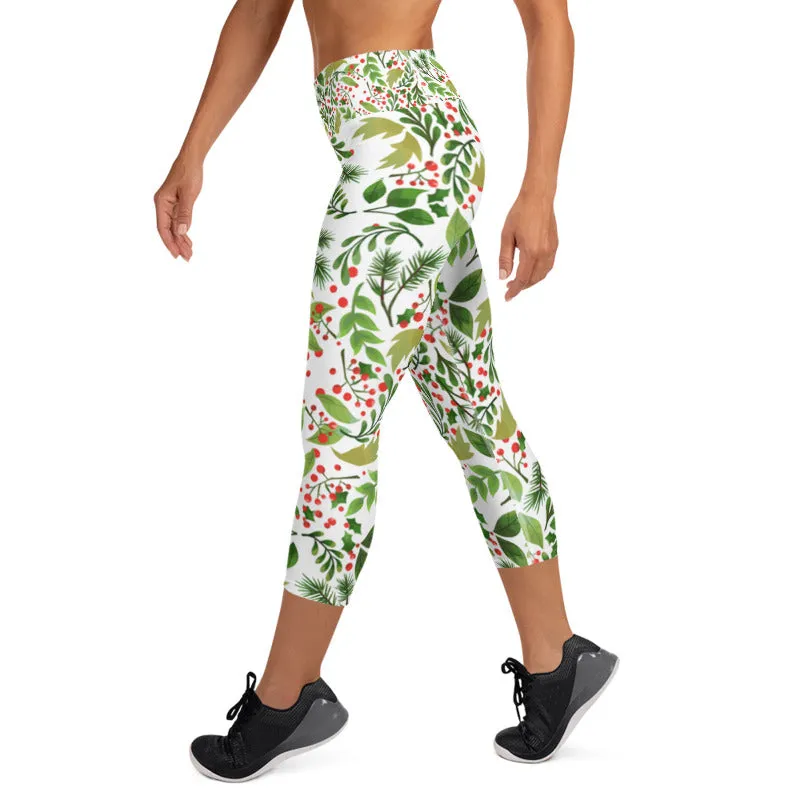 Xmas Floral Christmas Capris Tights, Green Red White Premium Women's Yoga Capri Leggings- Made in USA